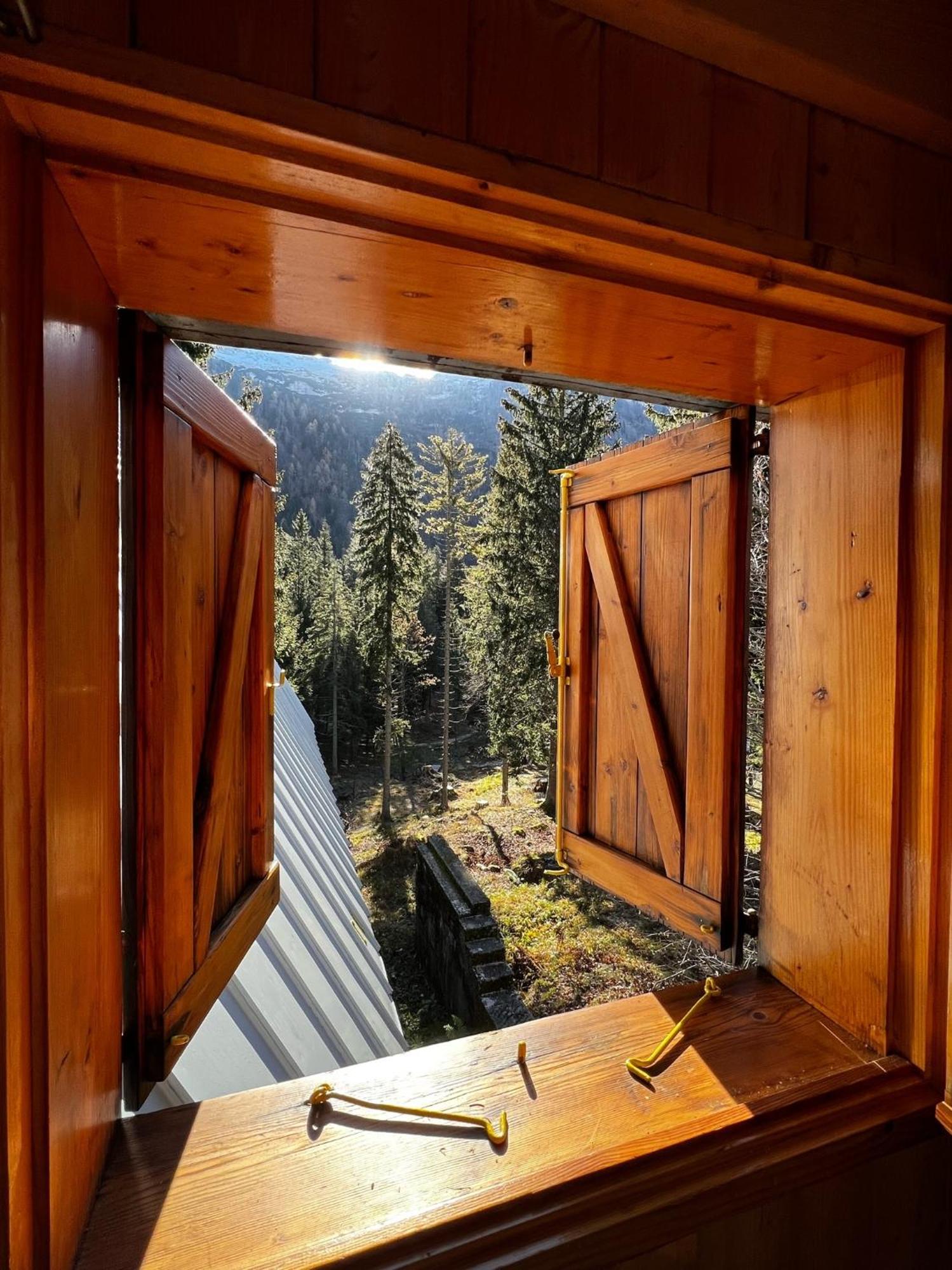 סלה נבאה ~Chalet_Rifugio Tra I Boschi~ מראה חיצוני תמונה